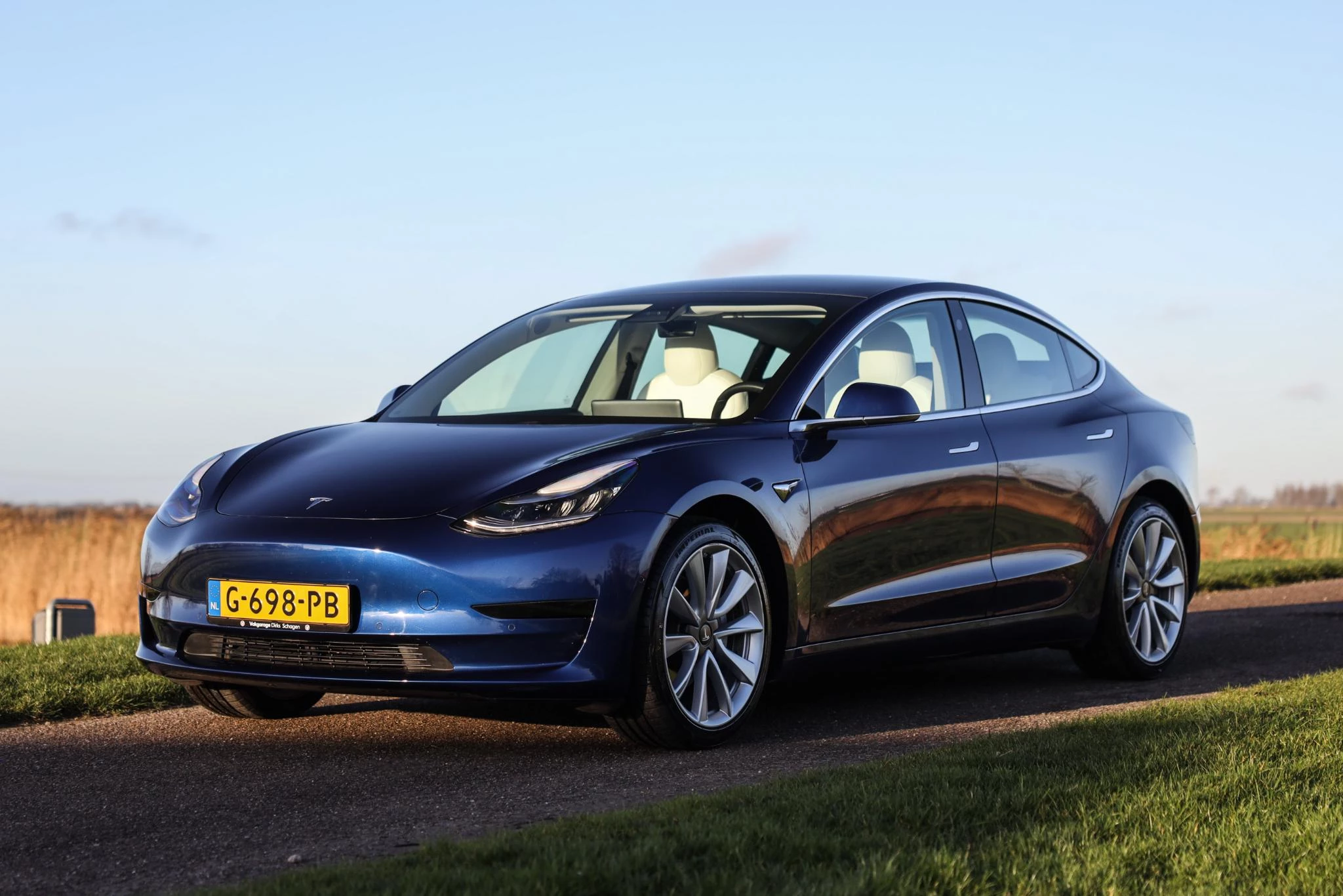 Hoofdafbeelding Tesla Model 3