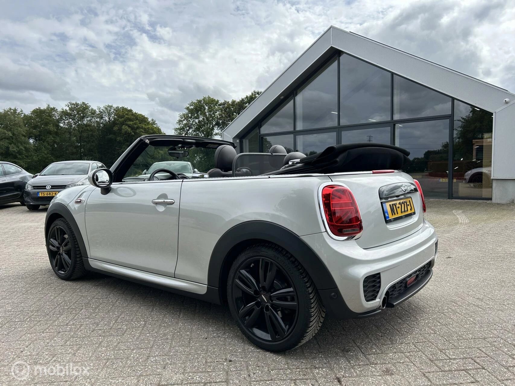 Hoofdafbeelding MINI Cooper Cabrio