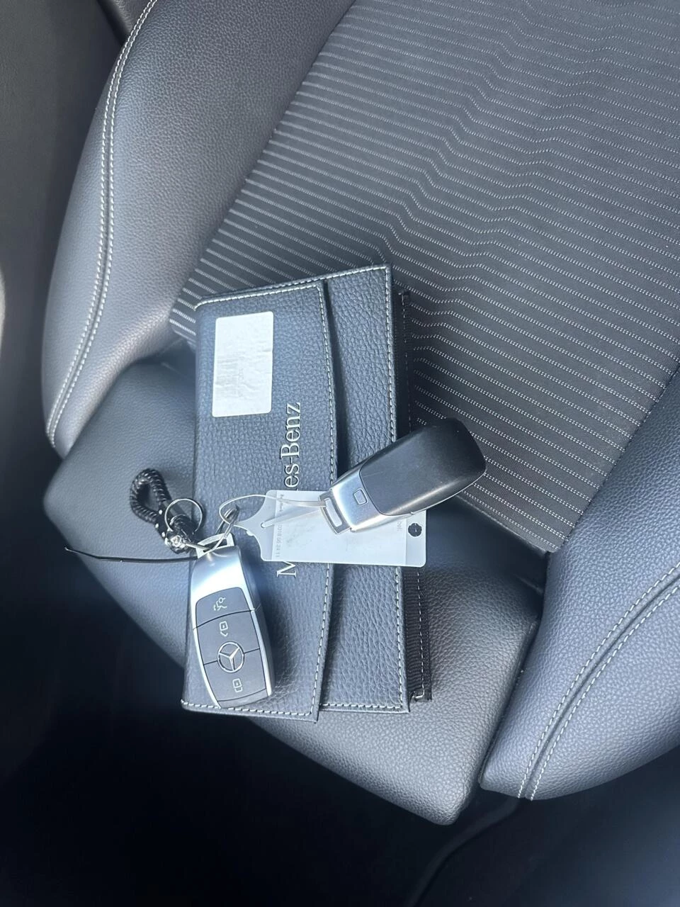 Hoofdafbeelding Mercedes-Benz EQA