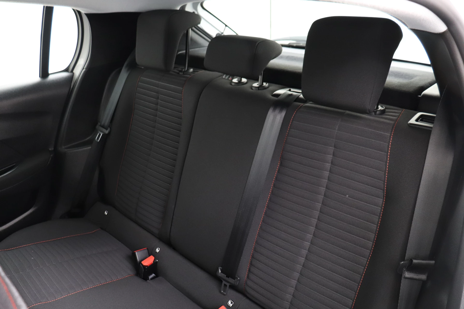 Hoofdafbeelding Peugeot e-208