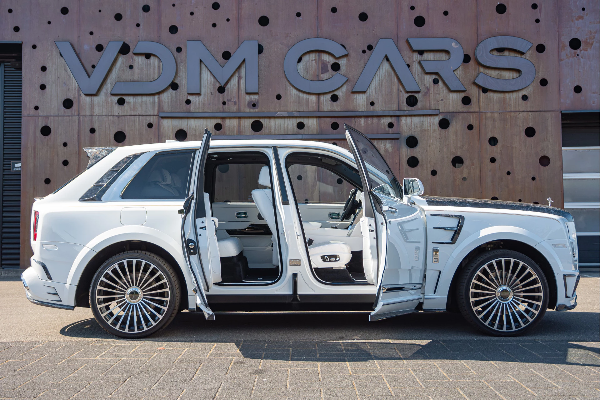 Hoofdafbeelding Rolls-Royce Cullinan