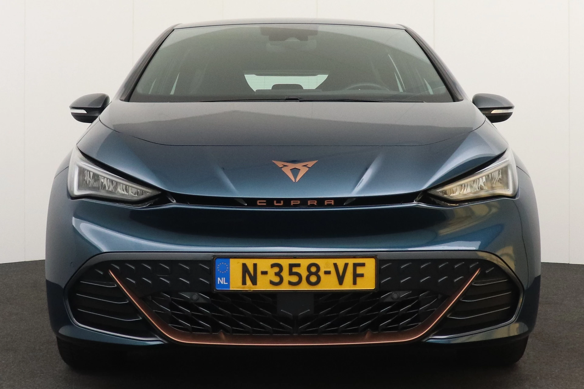 Hoofdafbeelding CUPRA Born