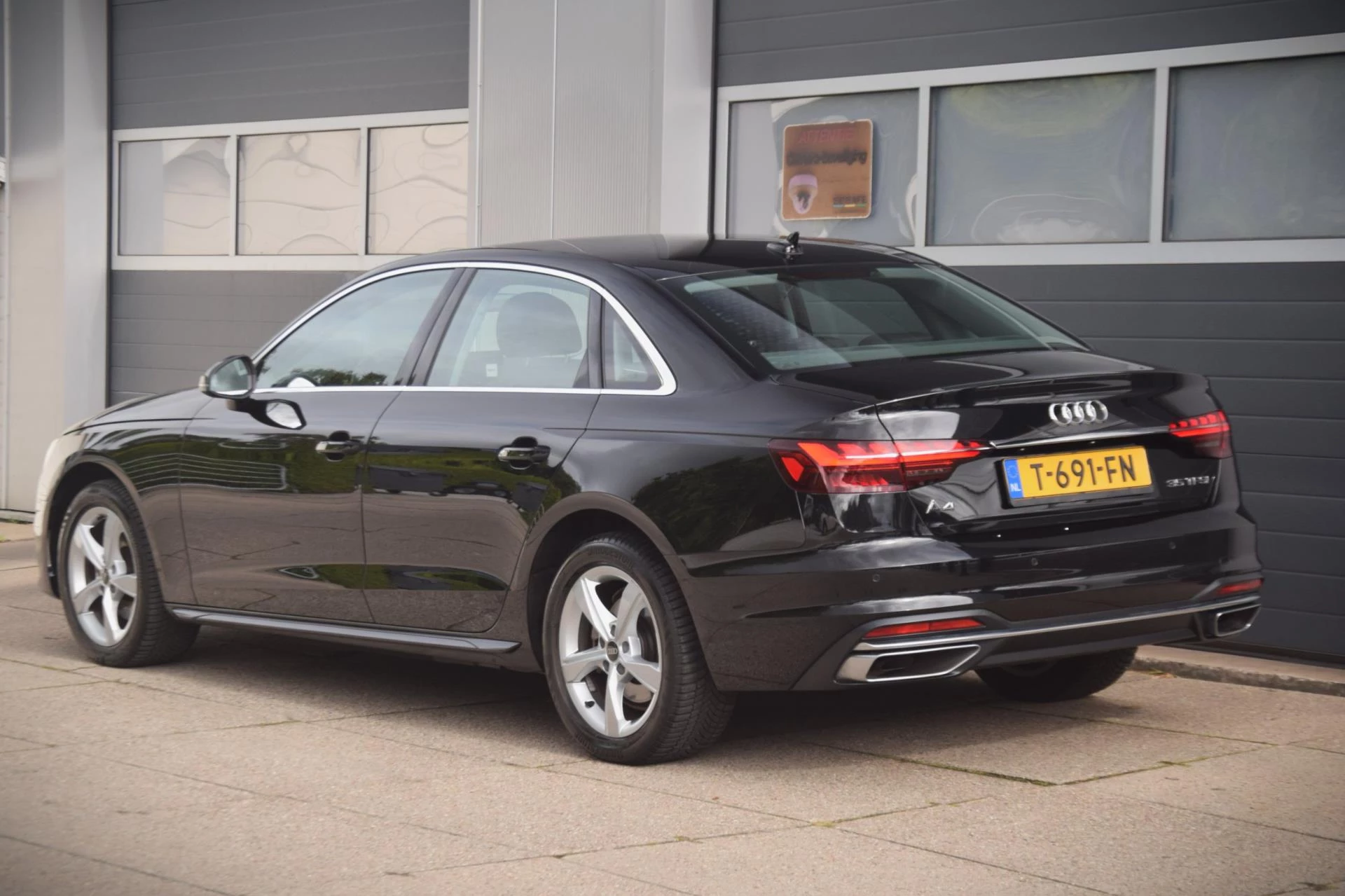 Hoofdafbeelding Audi A4