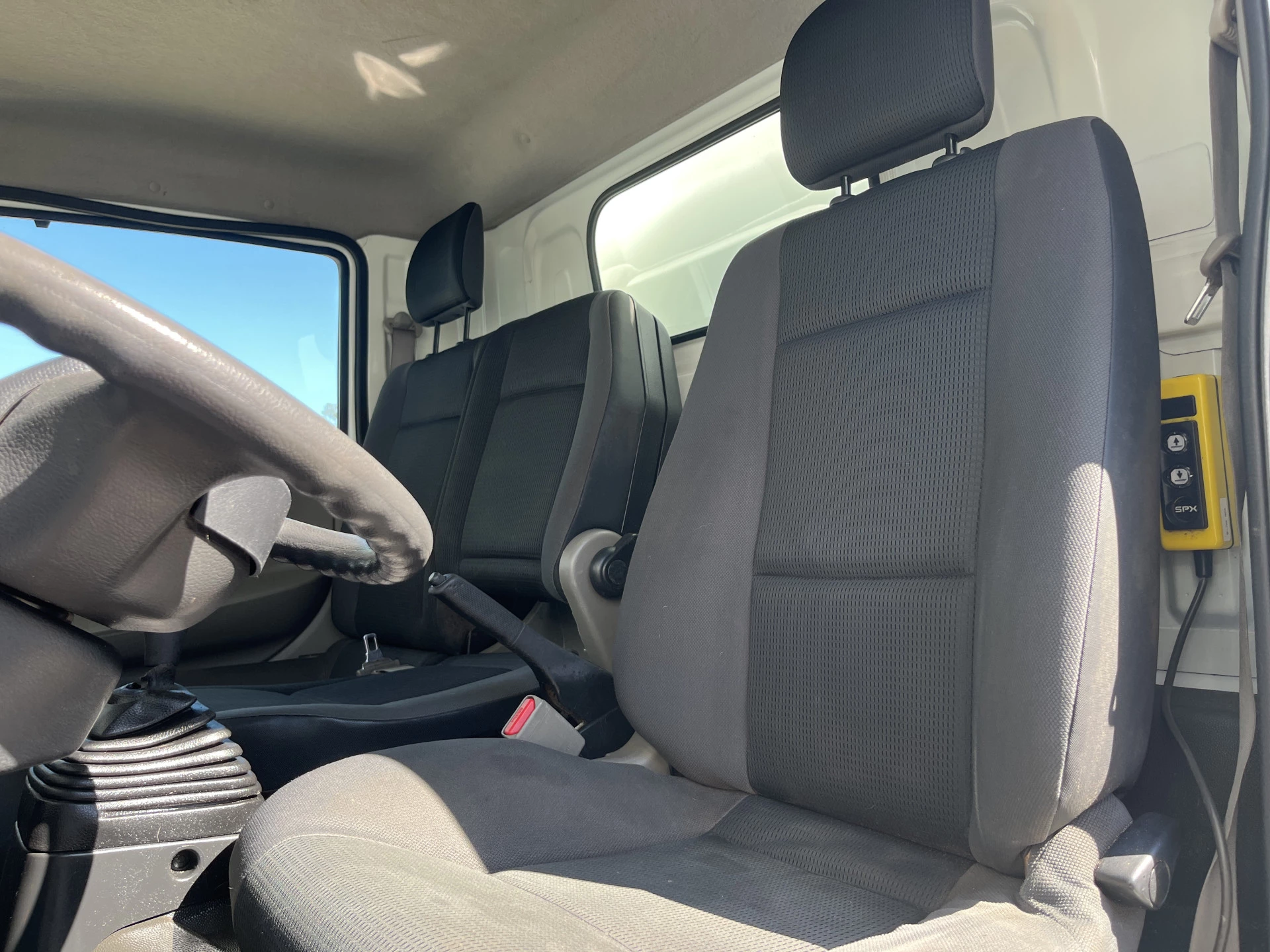 Hoofdafbeelding Nissan NT400