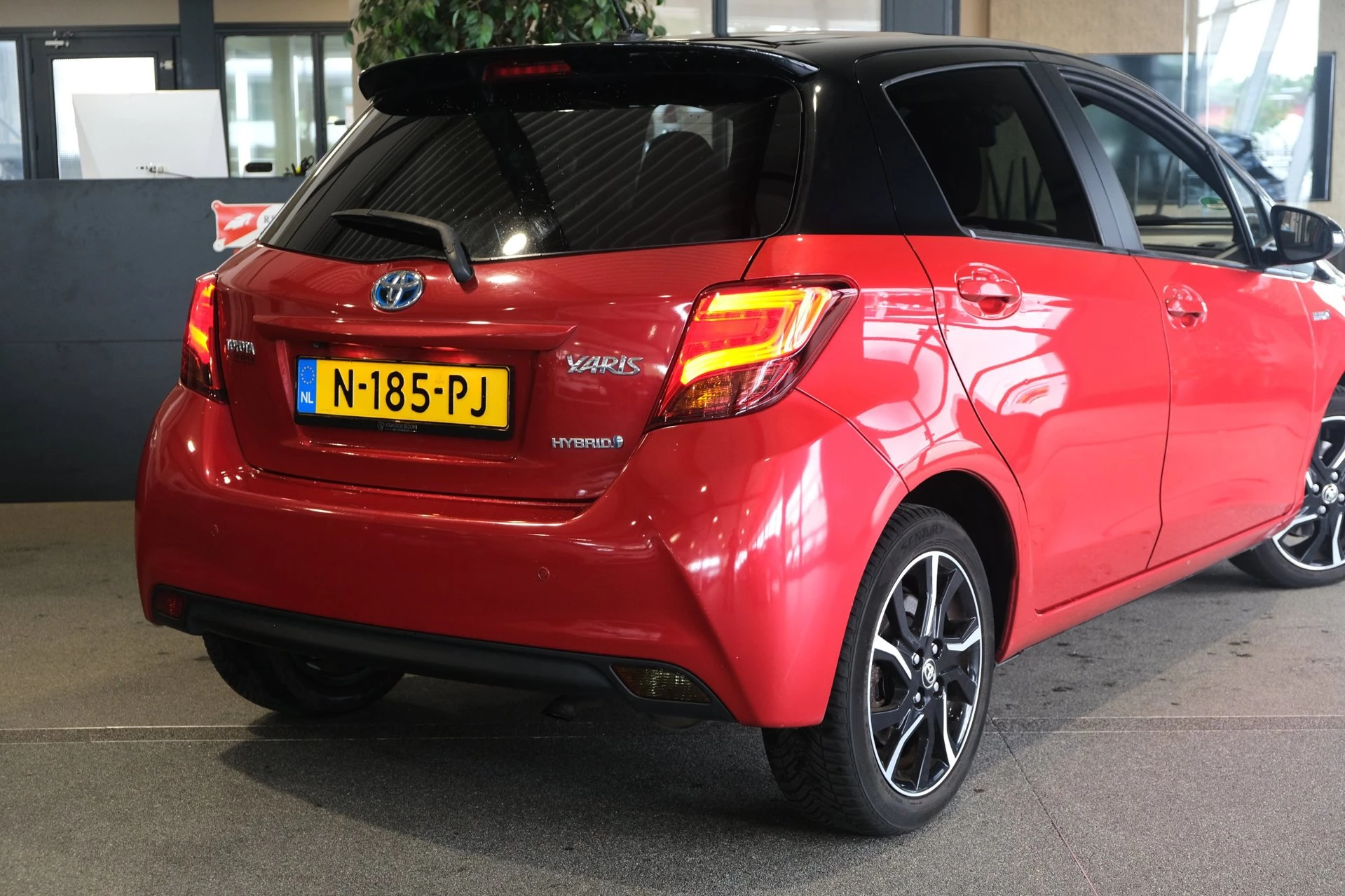Hoofdafbeelding Toyota Yaris