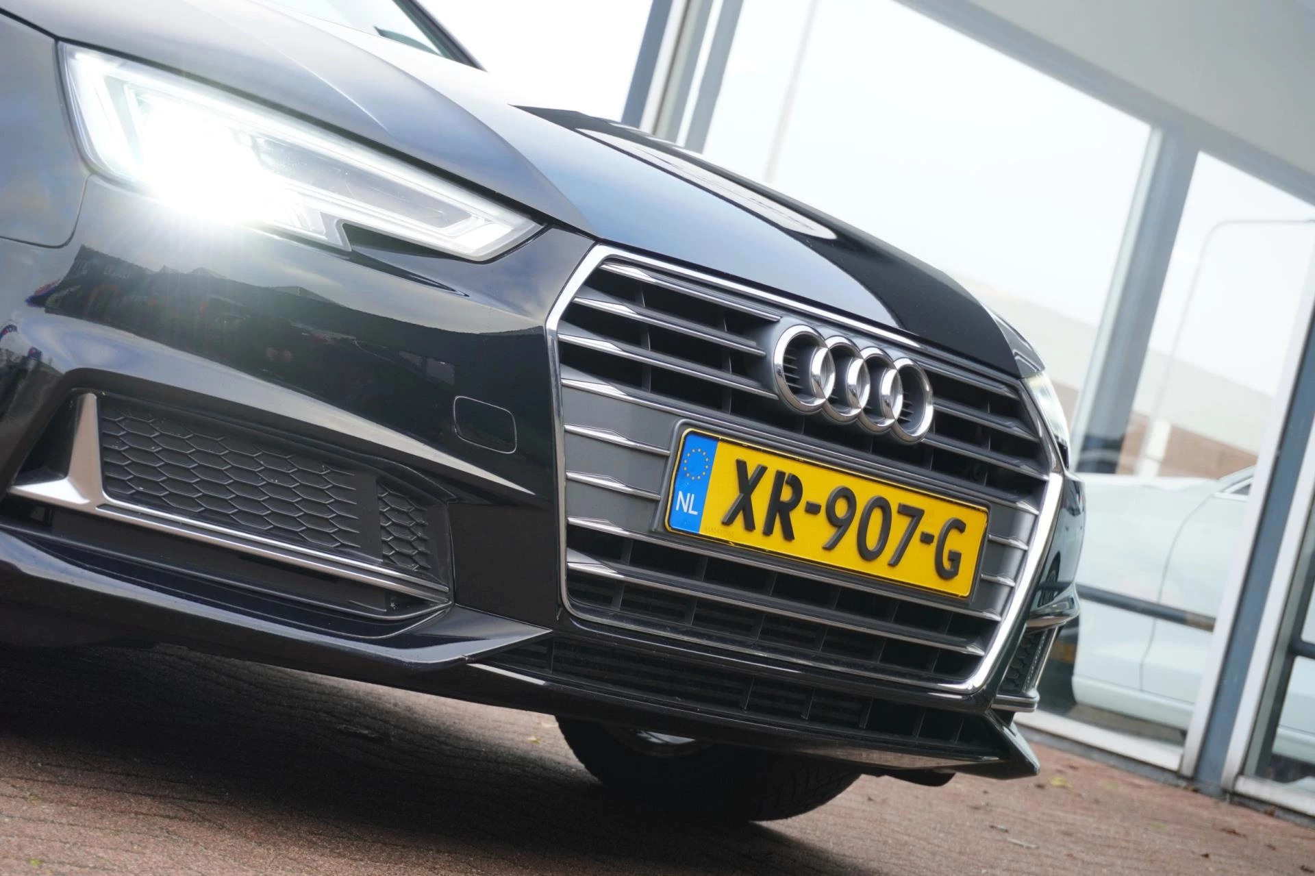Hoofdafbeelding Audi A4
