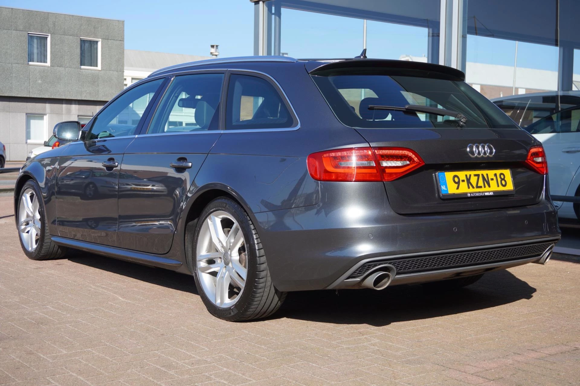 Hoofdafbeelding Audi A4