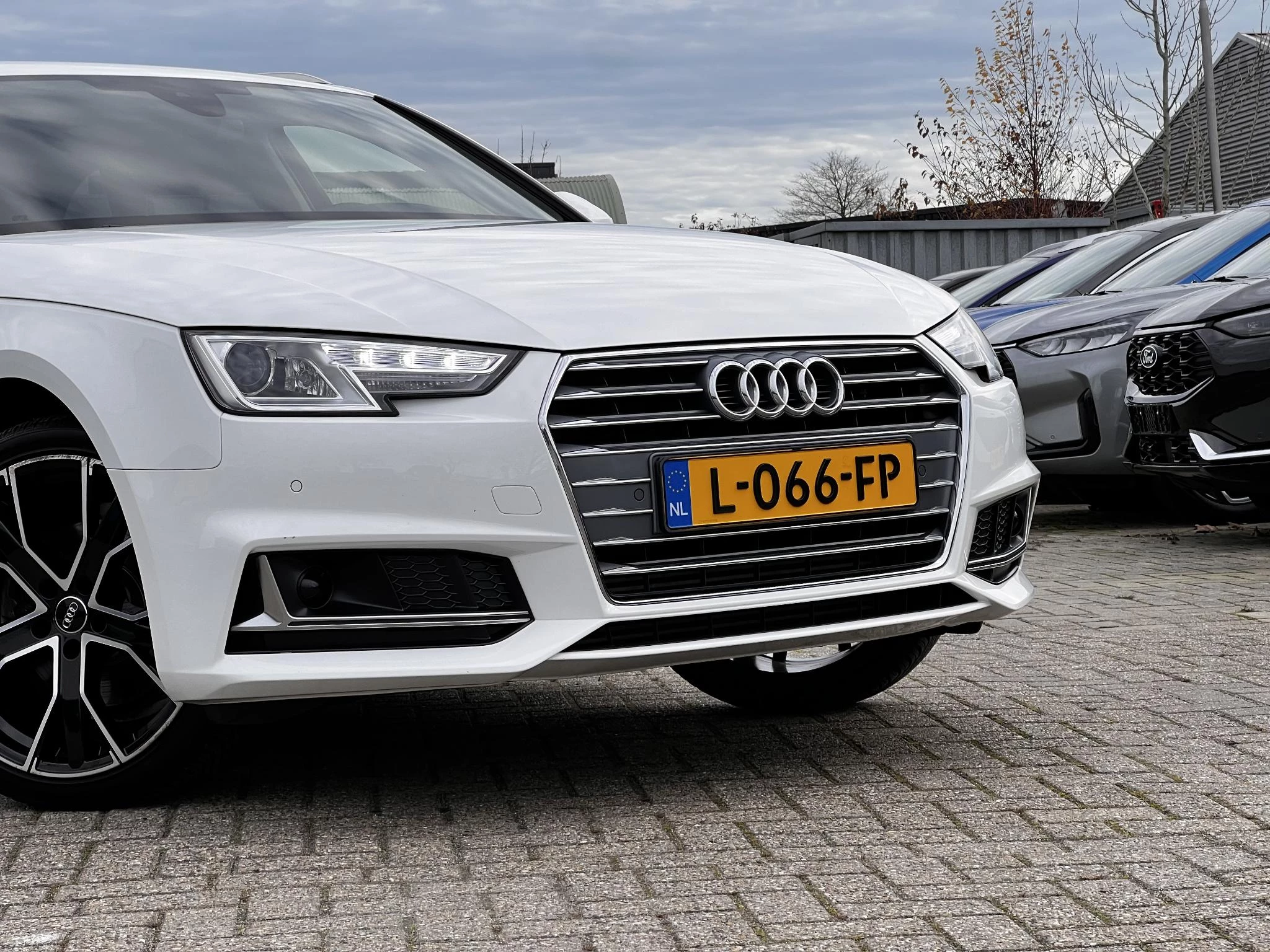 Hoofdafbeelding Audi A4
