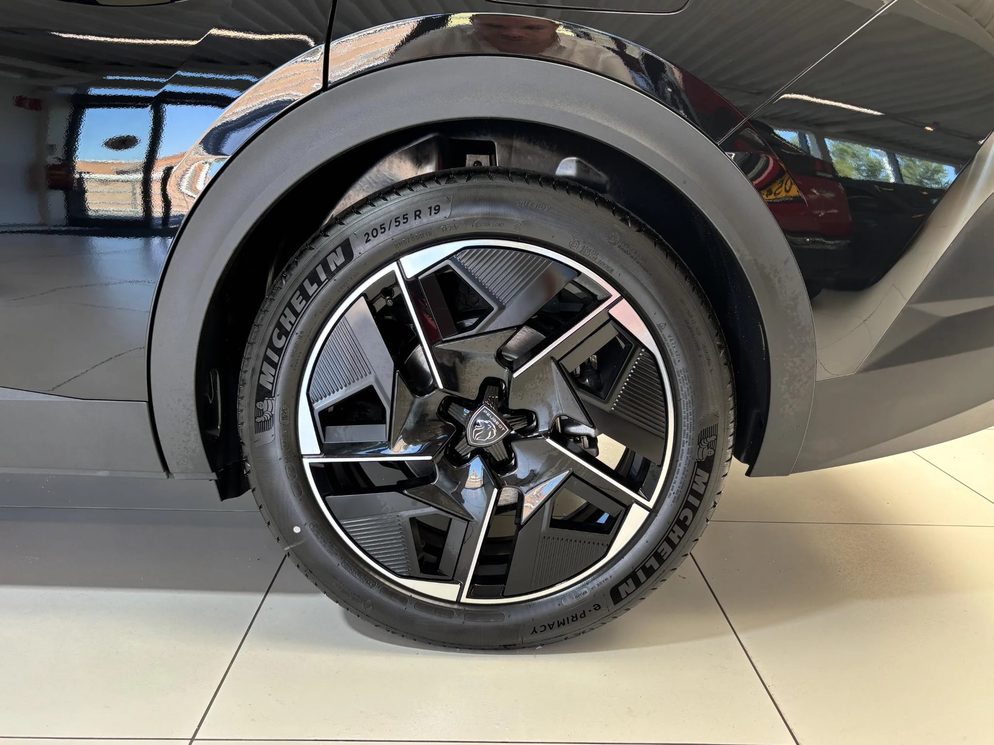 Hoofdafbeelding Peugeot 408