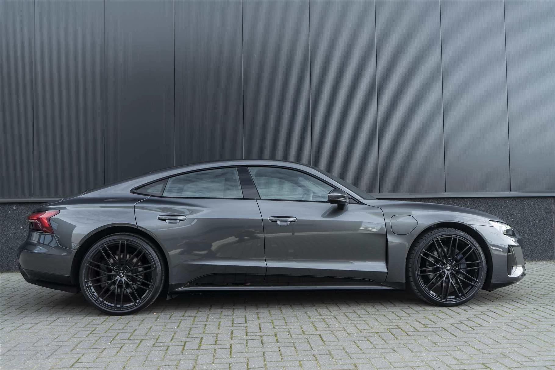 Hoofdafbeelding Audi e-tron GT