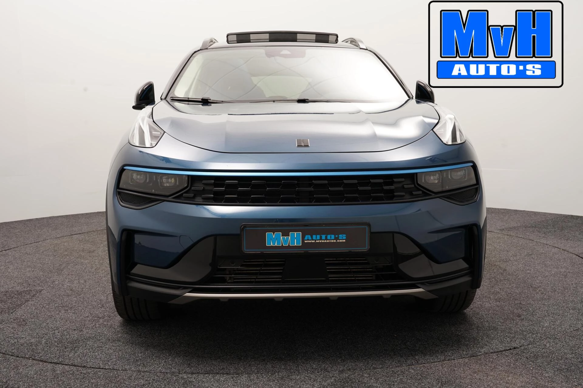 Hoofdafbeelding Lynk & Co 01