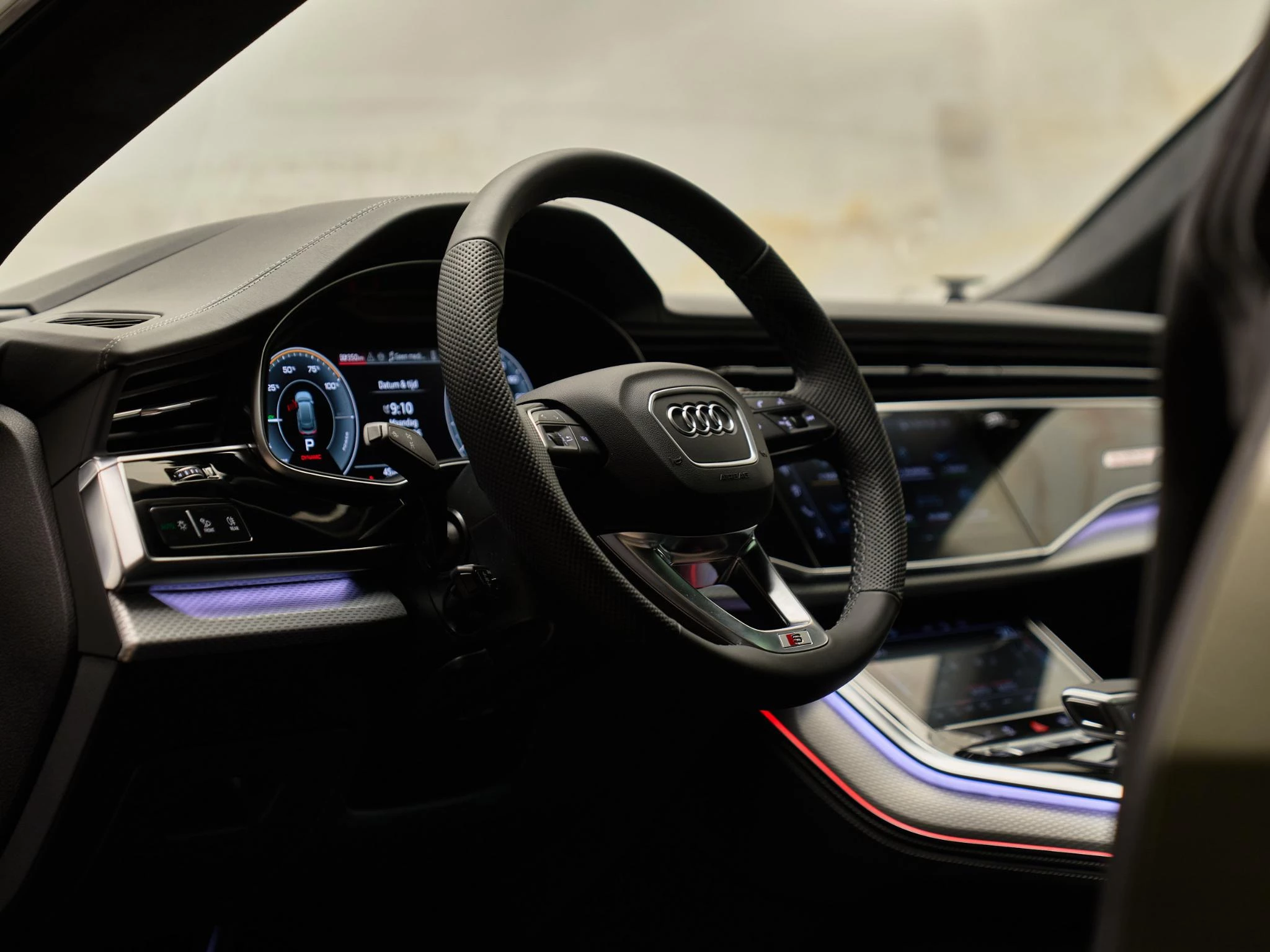 Hoofdafbeelding Audi Q8