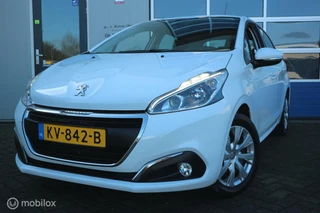 Hoofdafbeelding Peugeot 208 Peugeot 208 1.2 PureTech Blue Lion AIRCO/NAVIGATIE/CRUISE