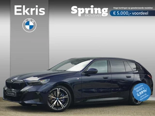 BMW i5 Touring eDrive40 | M Sportpakket Pro | Elektr. Wegklapbare Trekhaak | Glazen Panormadak | Innovation Pack | Travel Pack | Comfort Pack | Easter