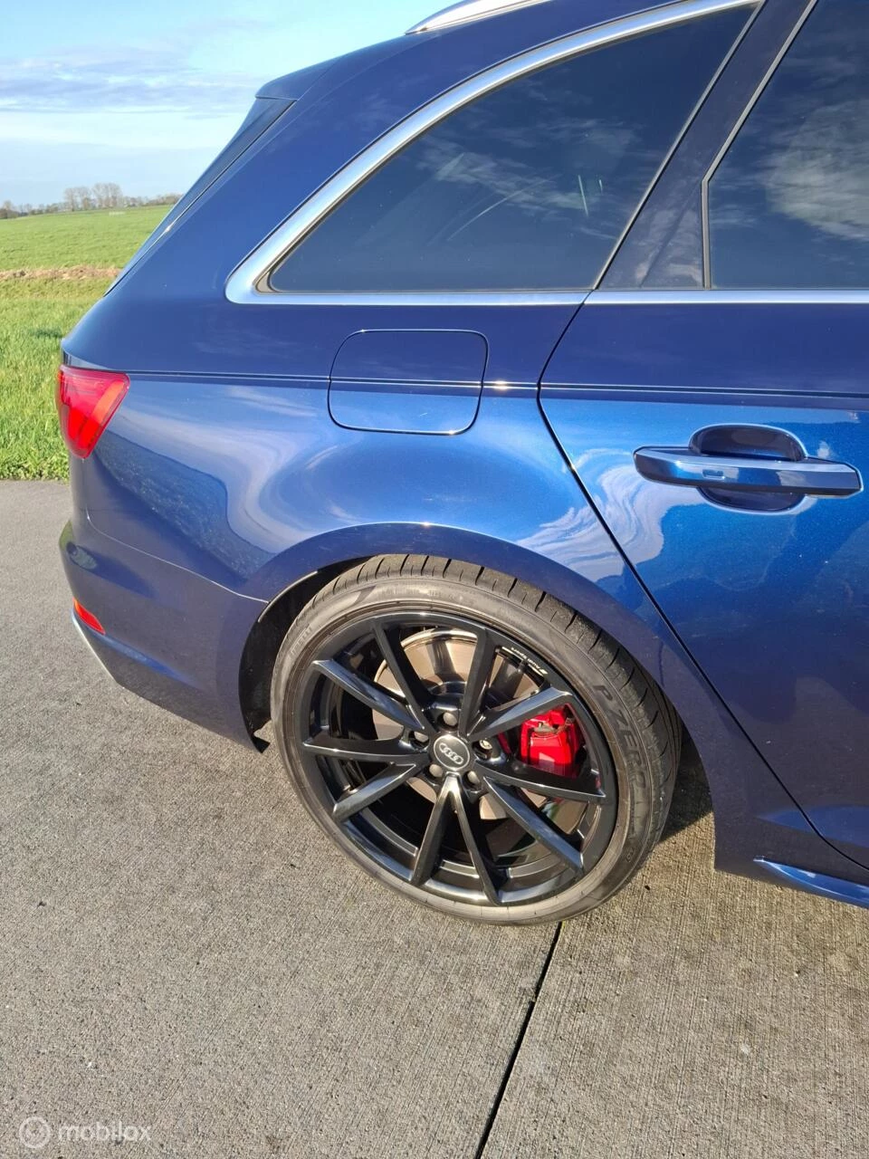 Hoofdafbeelding Audi S4