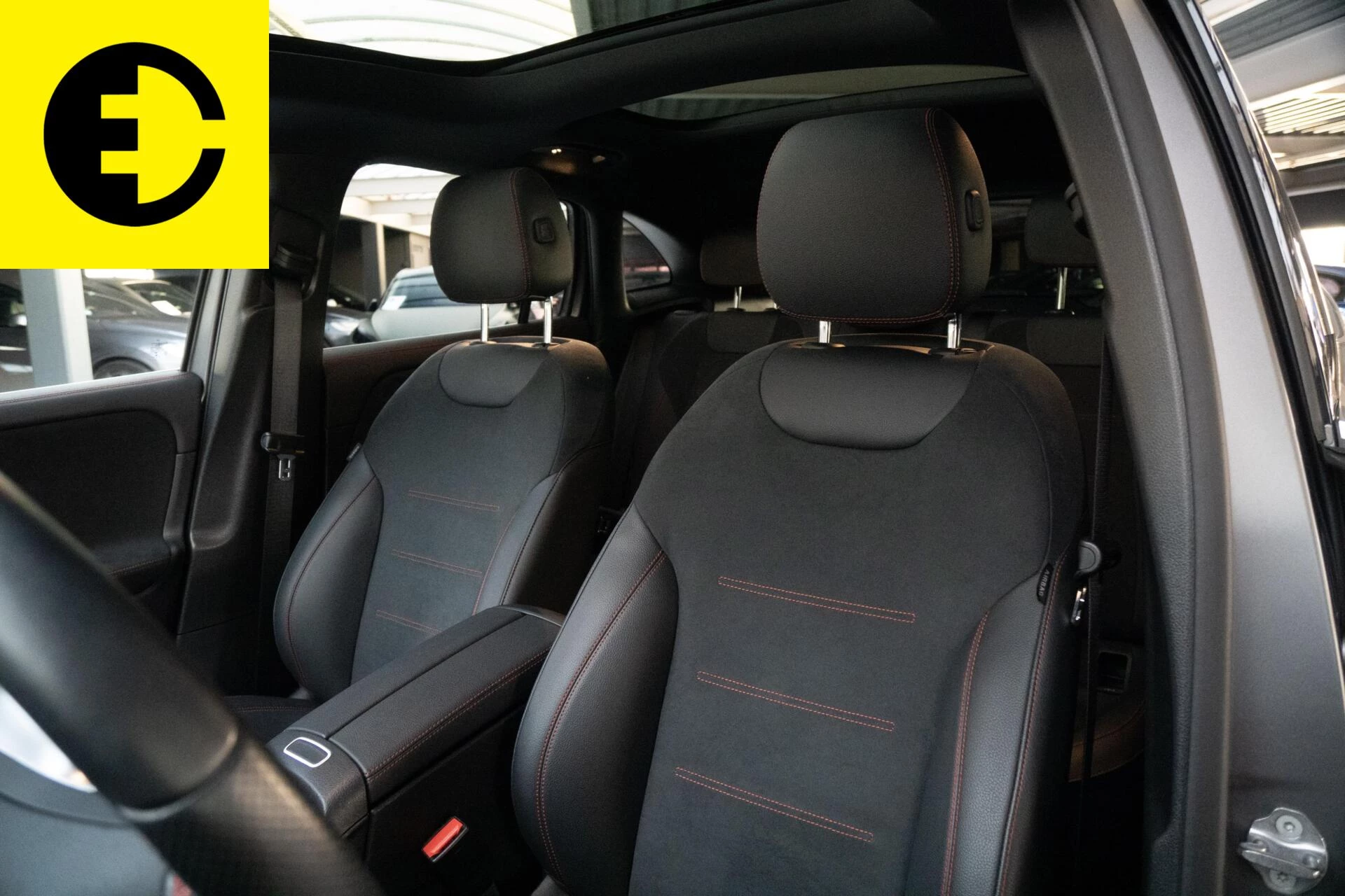 Hoofdafbeelding Mercedes-Benz EQA