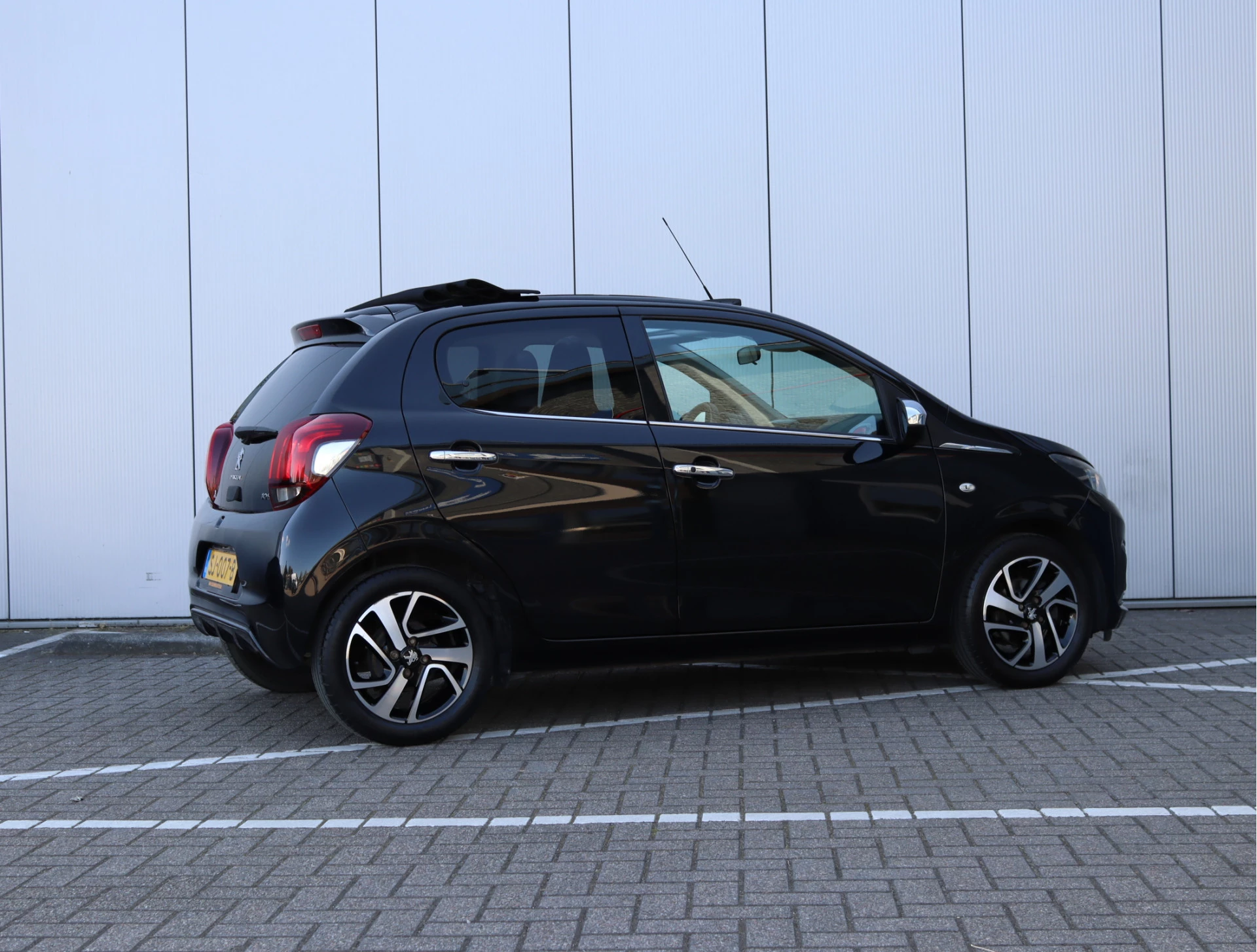 Hoofdafbeelding Peugeot 108