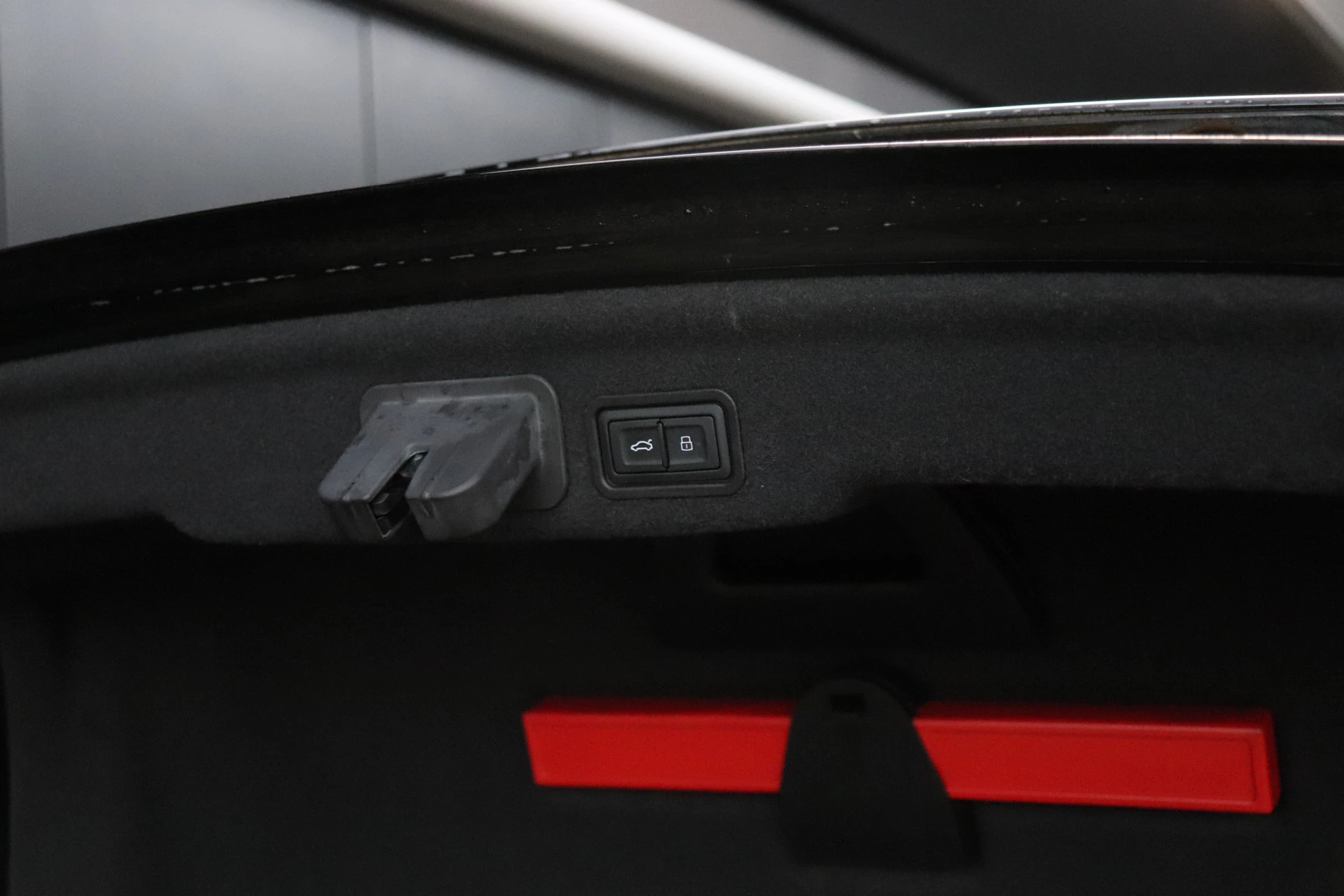 Hoofdafbeelding Audi A8