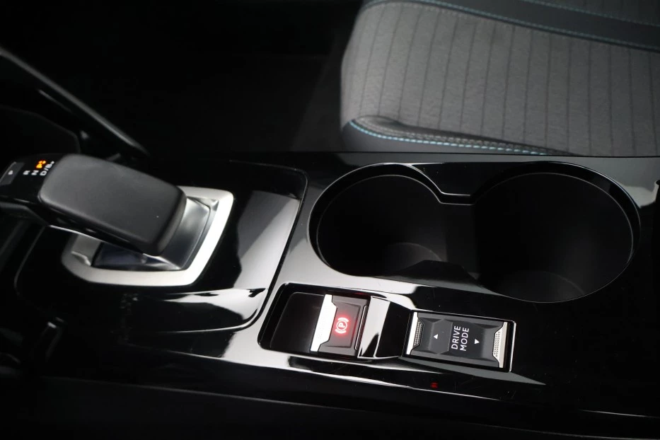 Hoofdafbeelding Peugeot e-208