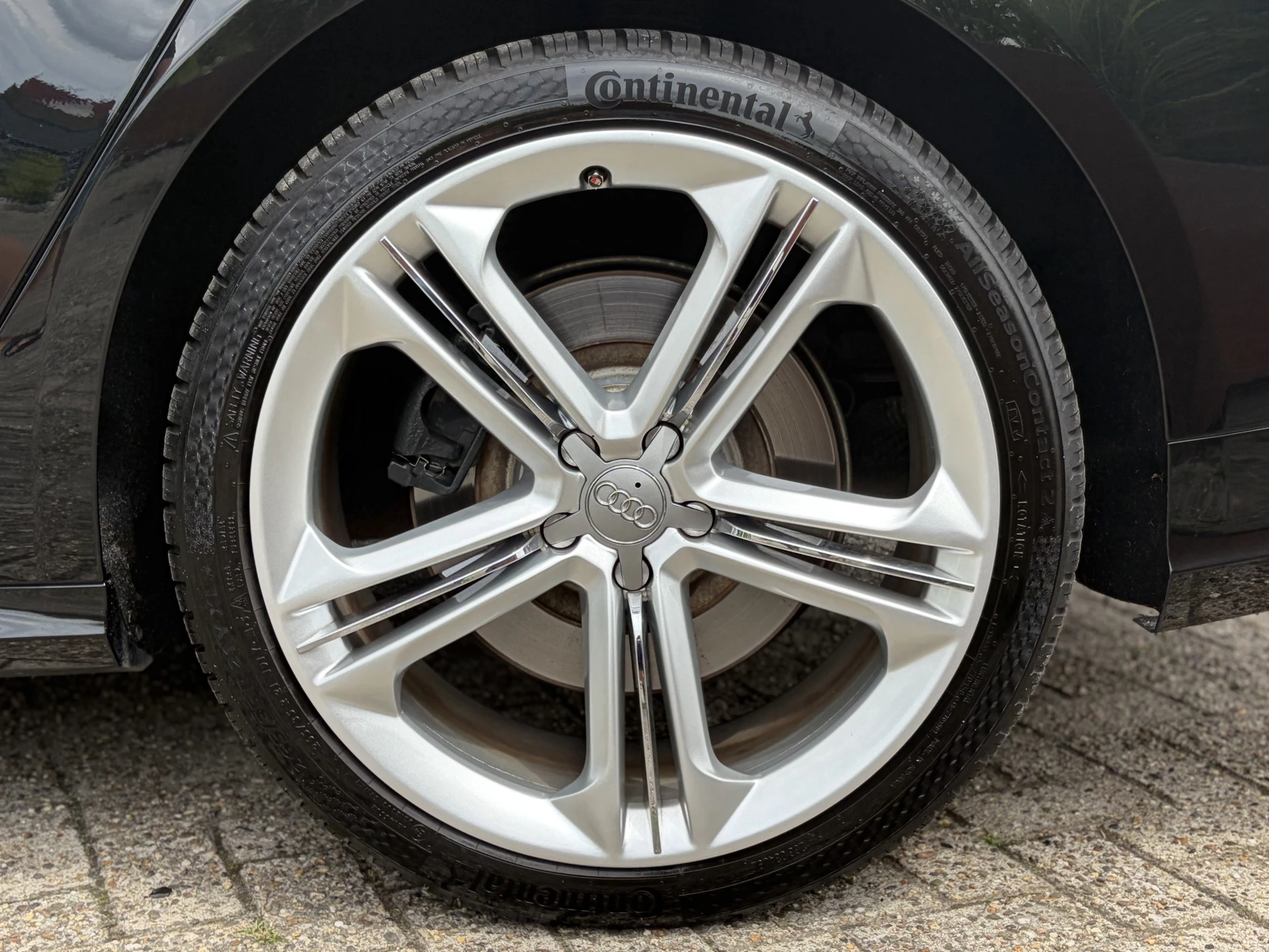 Hoofdafbeelding Audi A8