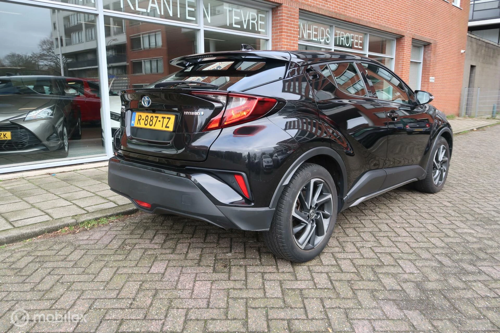 Hoofdafbeelding Toyota C-HR