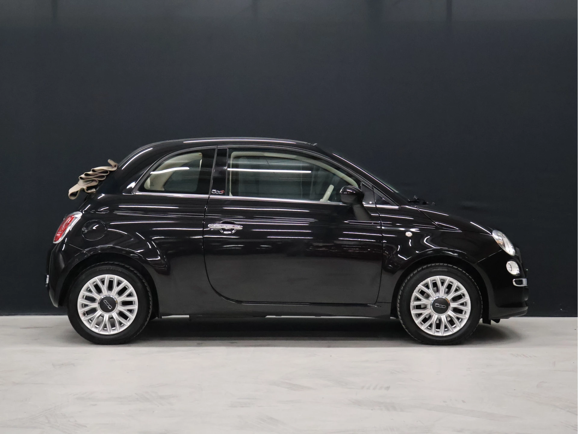 Hoofdafbeelding Fiat 500C