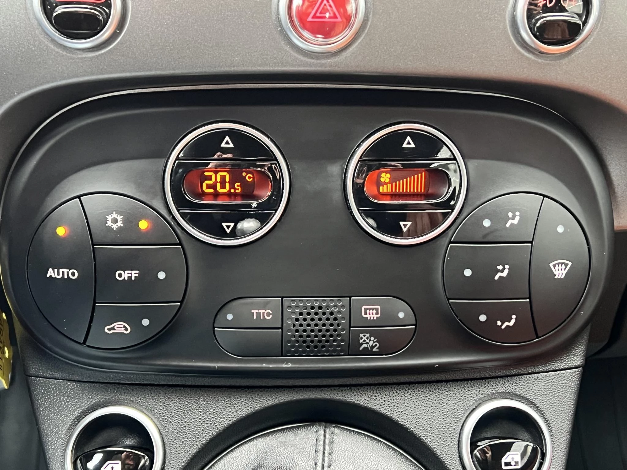 Hoofdafbeelding Abarth 500C