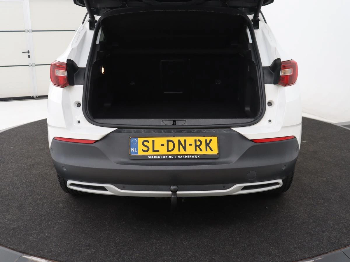 Hoofdafbeelding Opel Grandland X