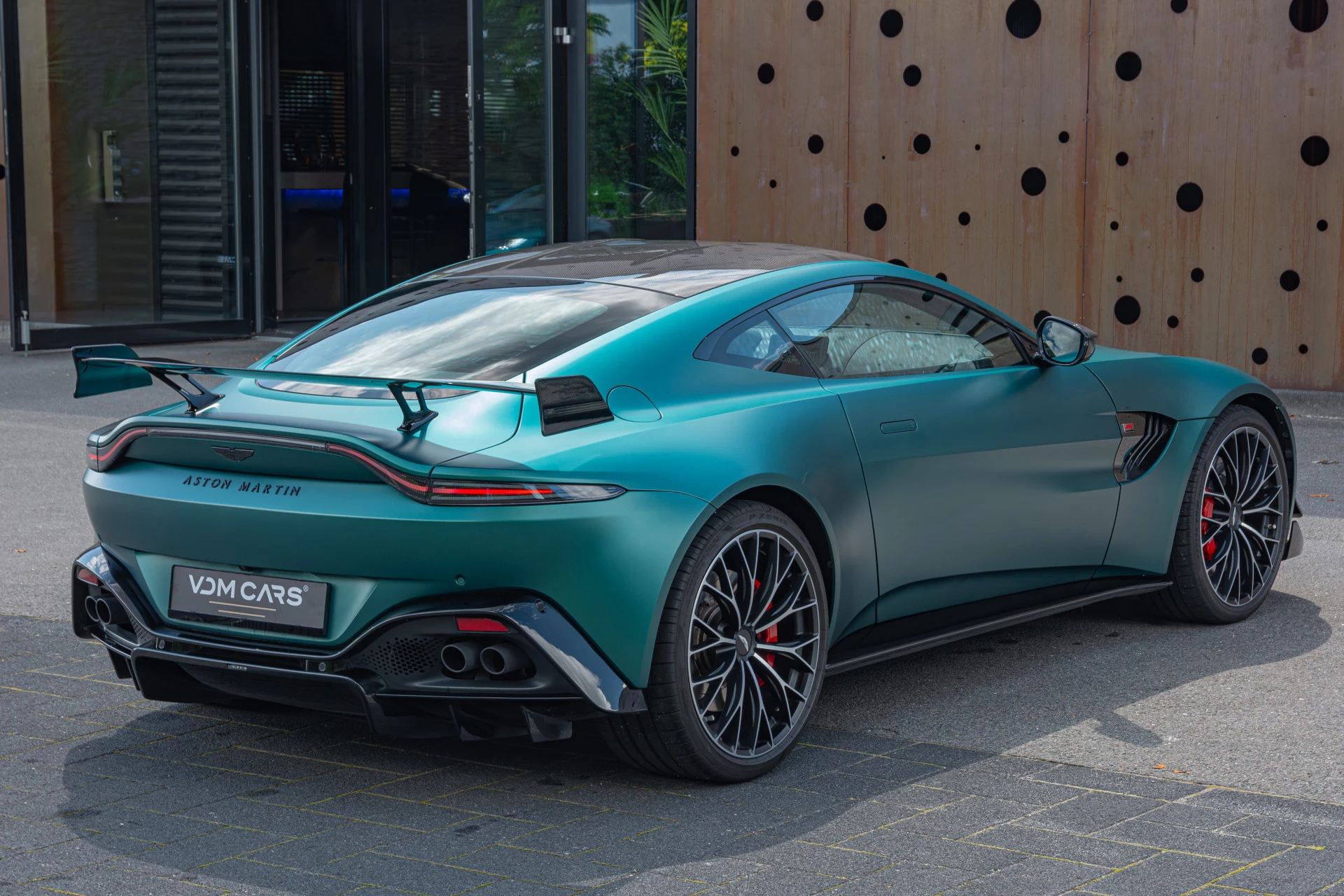 Hoofdafbeelding Aston Martin V8 Vantage