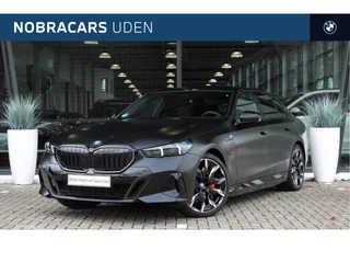 BMW 5 Serie 550e xDrive M Sport Automaat / Panoramadak / Adaptief onderstel professional / Adaptieve LED / Bowers & Wilkins/ Parking Assistant Plus / Stoelventilatie / Comfort Access
