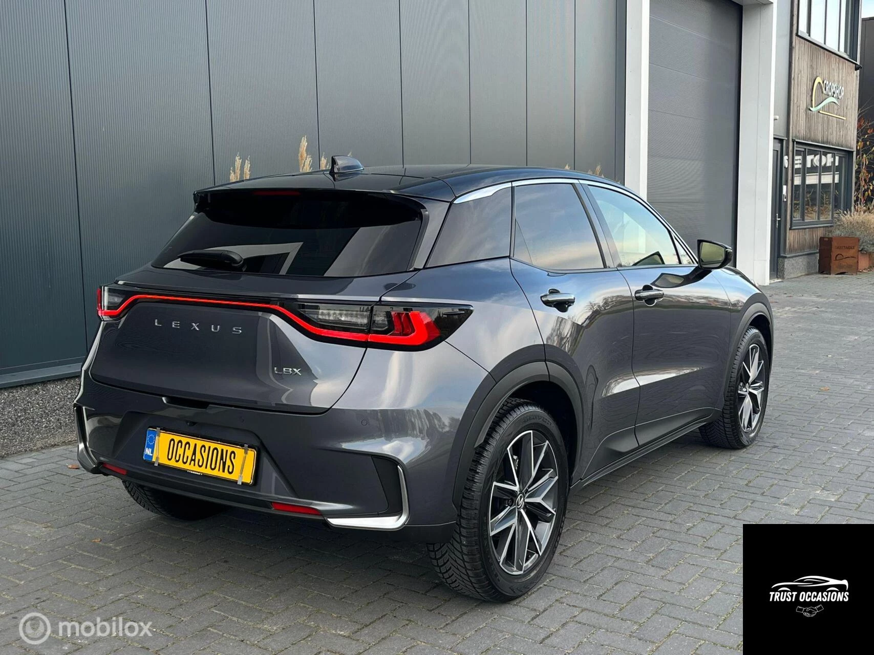 Hoofdafbeelding Lexus LBX