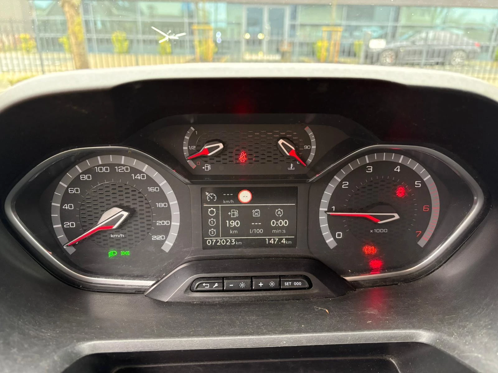 Hoofdafbeelding Peugeot Rifter