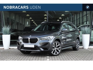 BMW X1 sDrive20i Executive Automaat / Sportstoelen / Head-Up / Achteruitrijcamera / LED / Stoelverwarming / Active Cruise Control