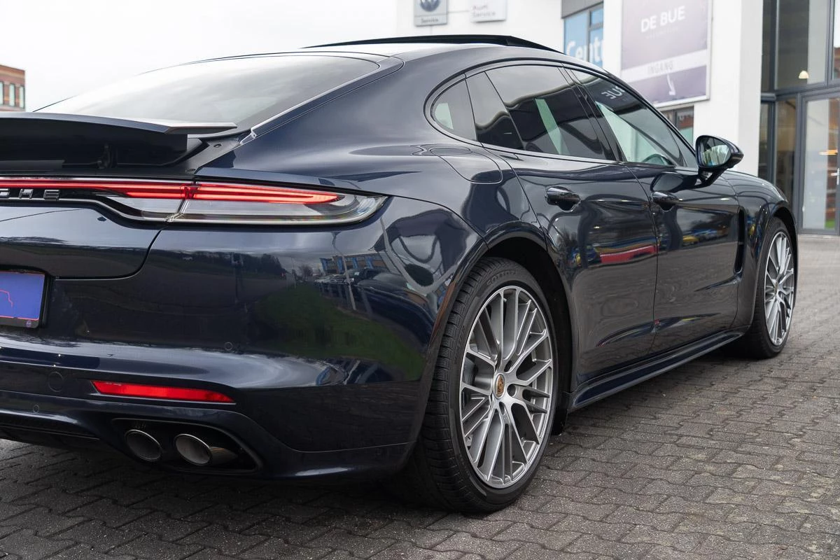 Hoofdafbeelding Porsche Panamera