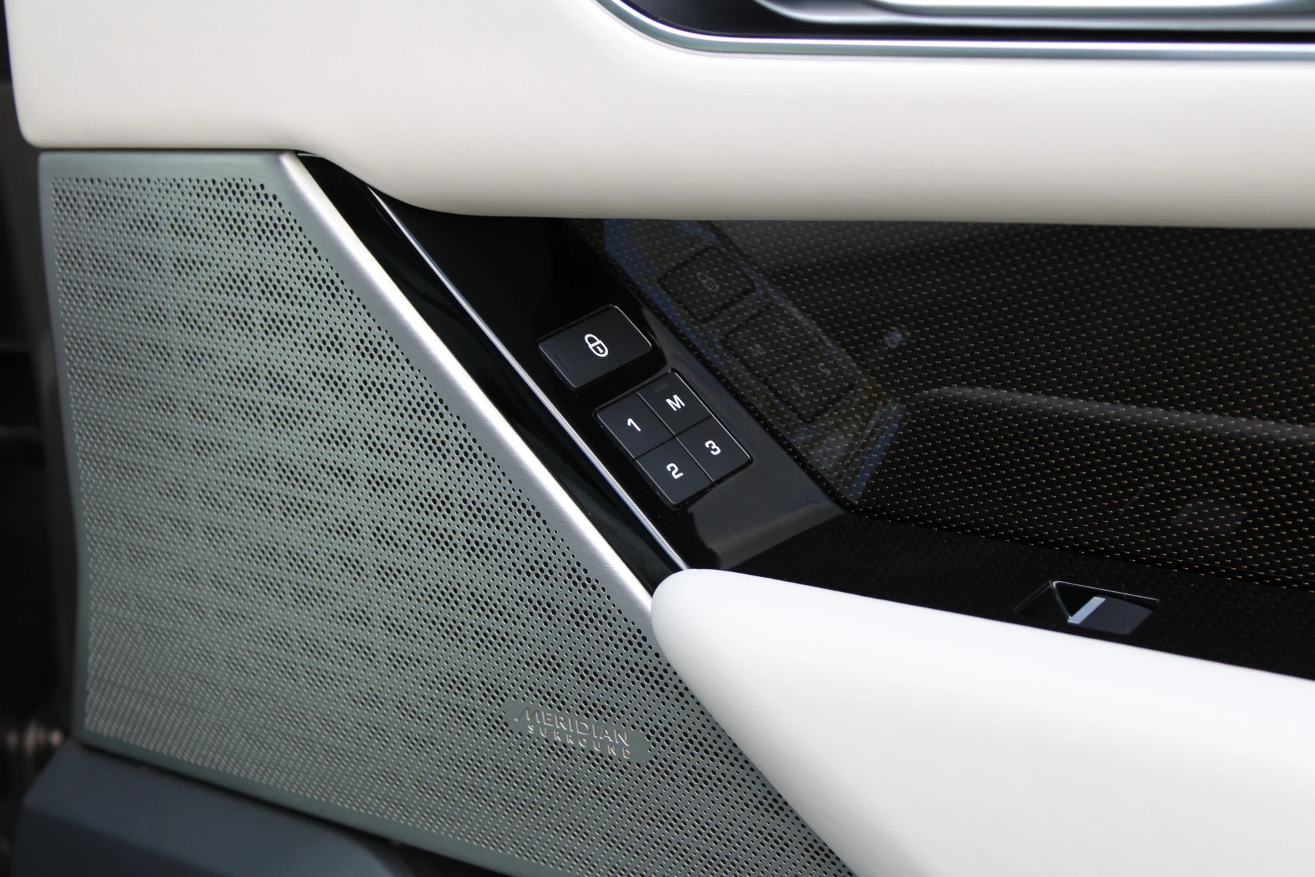 Hoofdafbeelding Land Rover Range Rover Velar