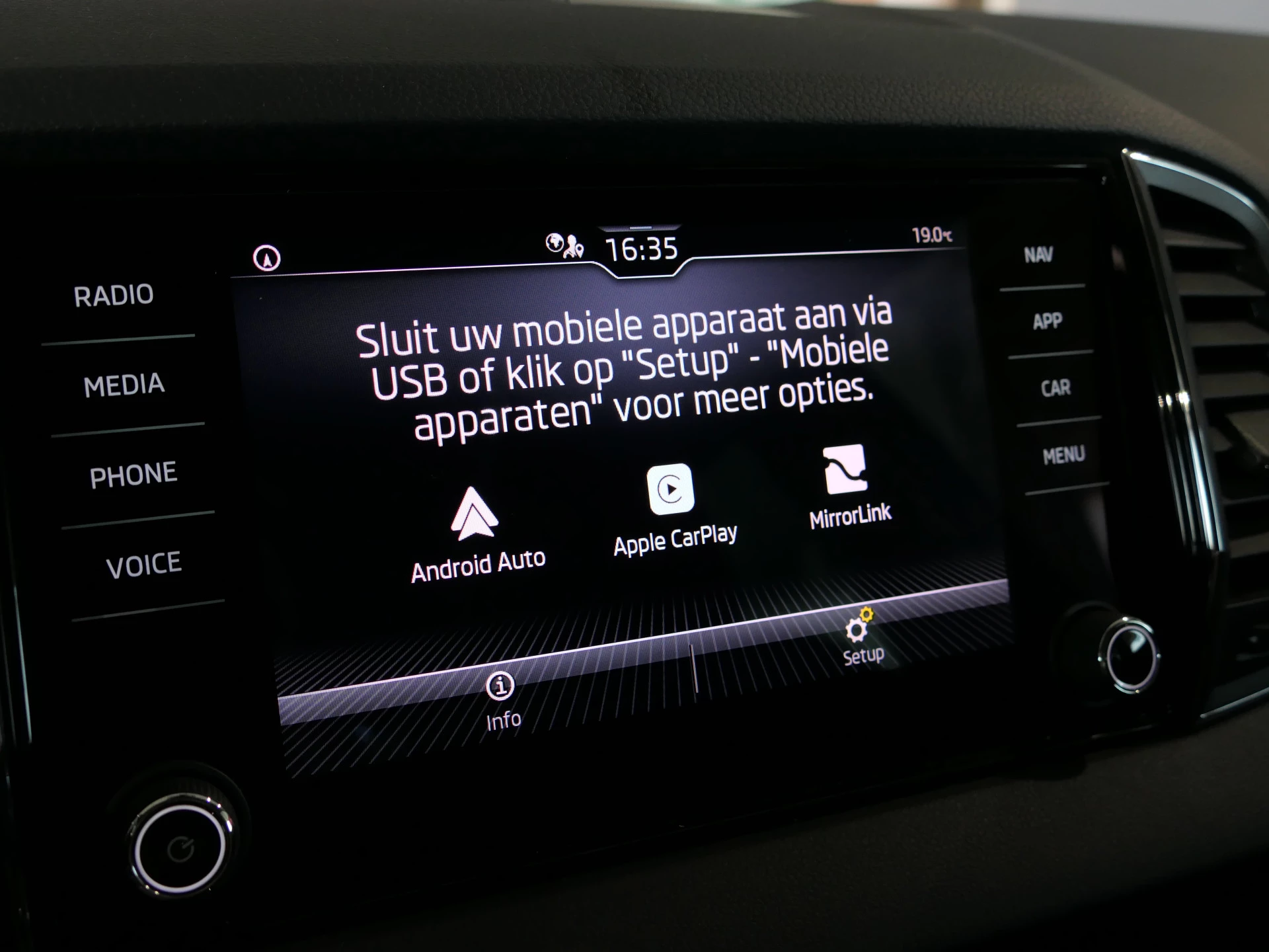 Hoofdafbeelding Škoda Karoq