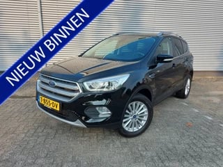 Ford Kuga 1.5 EcoBoost Titanium, airco,cruise,trekhaak,stoel/stuur verwarming,navigatie,parkeersensoren,