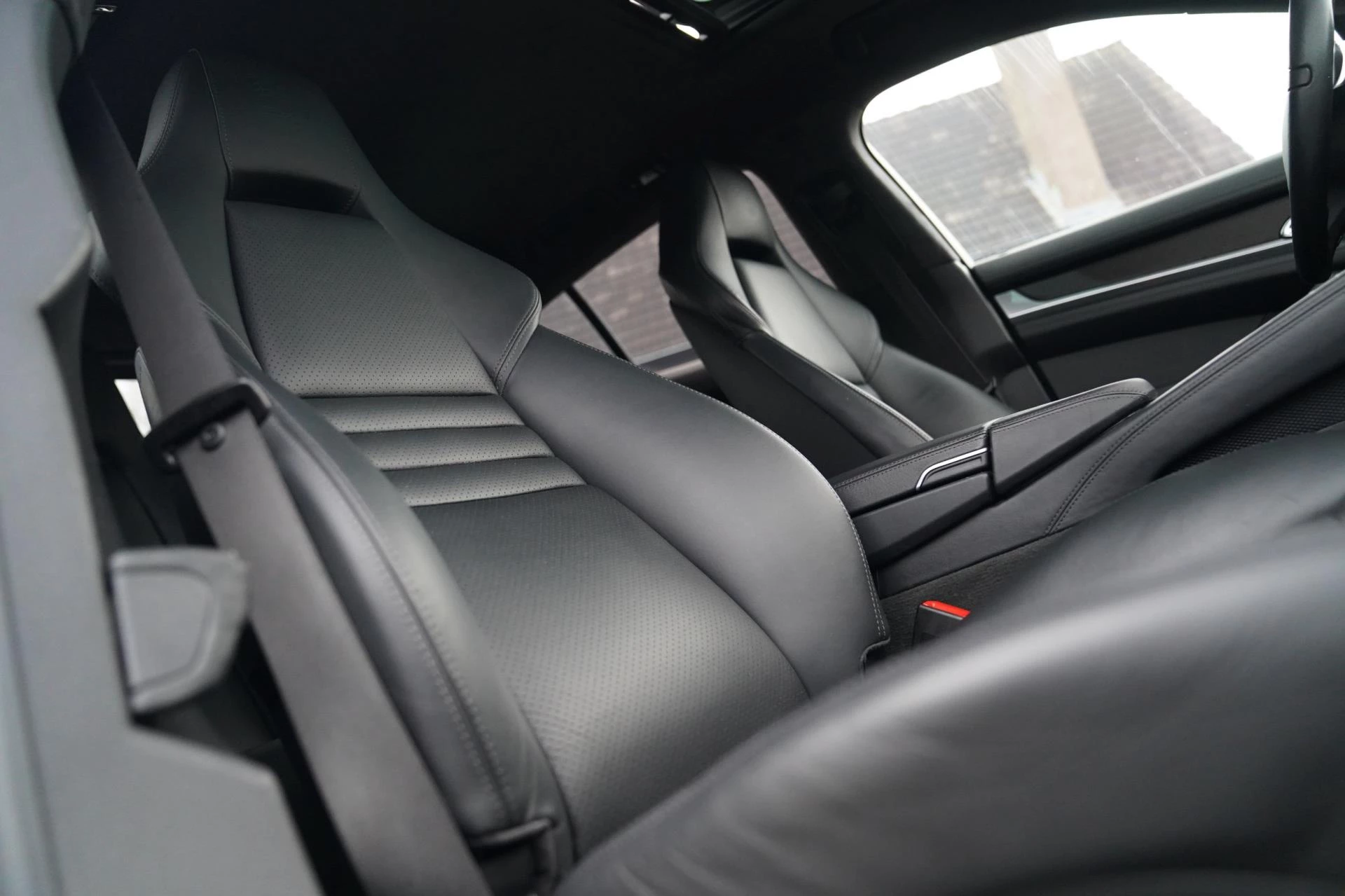 Hoofdafbeelding Porsche Panamera