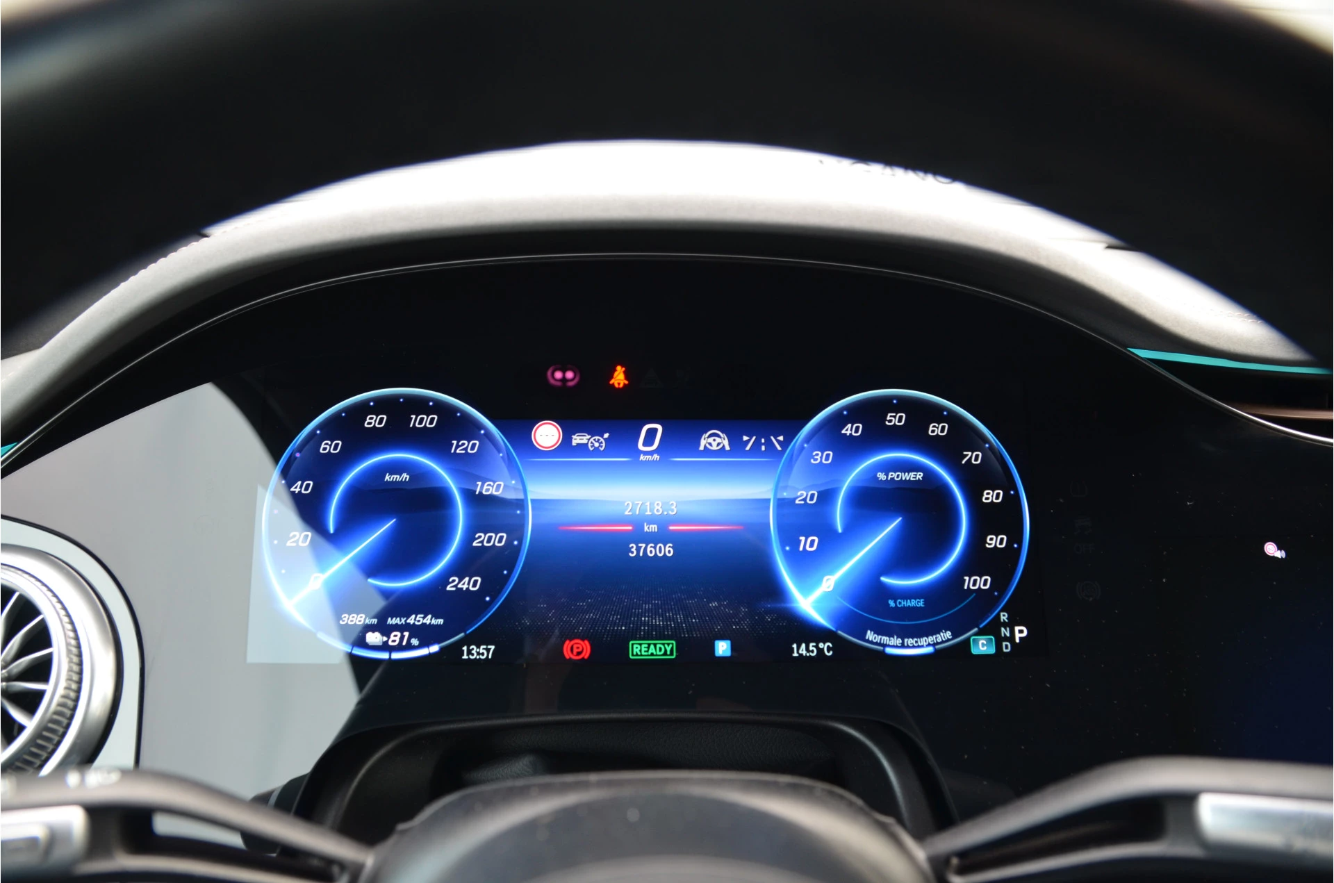 Hoofdafbeelding Mercedes-Benz EQS