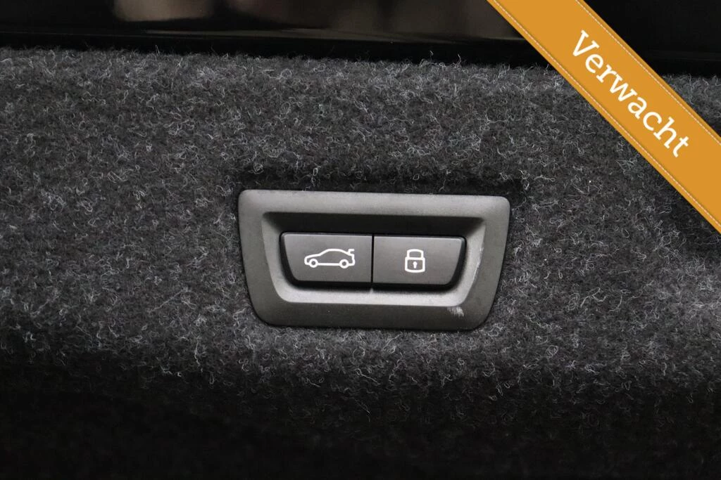 Hoofdafbeelding BMW i5