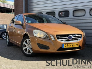 Volvo V60 2.0T Momentum TREKHAAK|CRUISE CONTROLE|AIRCO|PDC