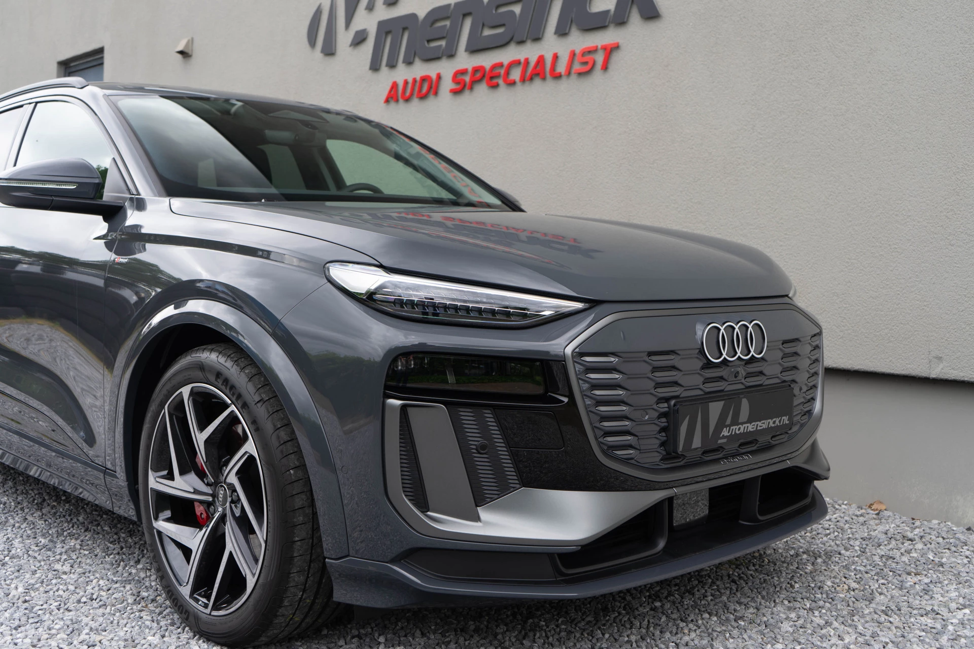 Hoofdafbeelding Audi Q6 e-tron