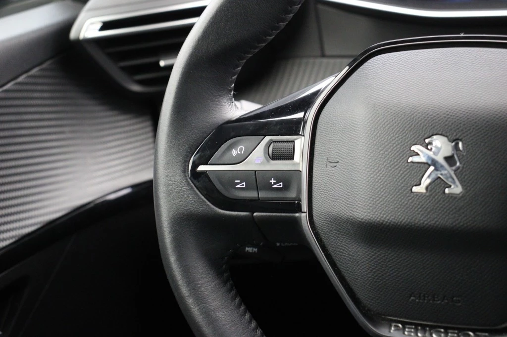 Hoofdafbeelding Peugeot e-208