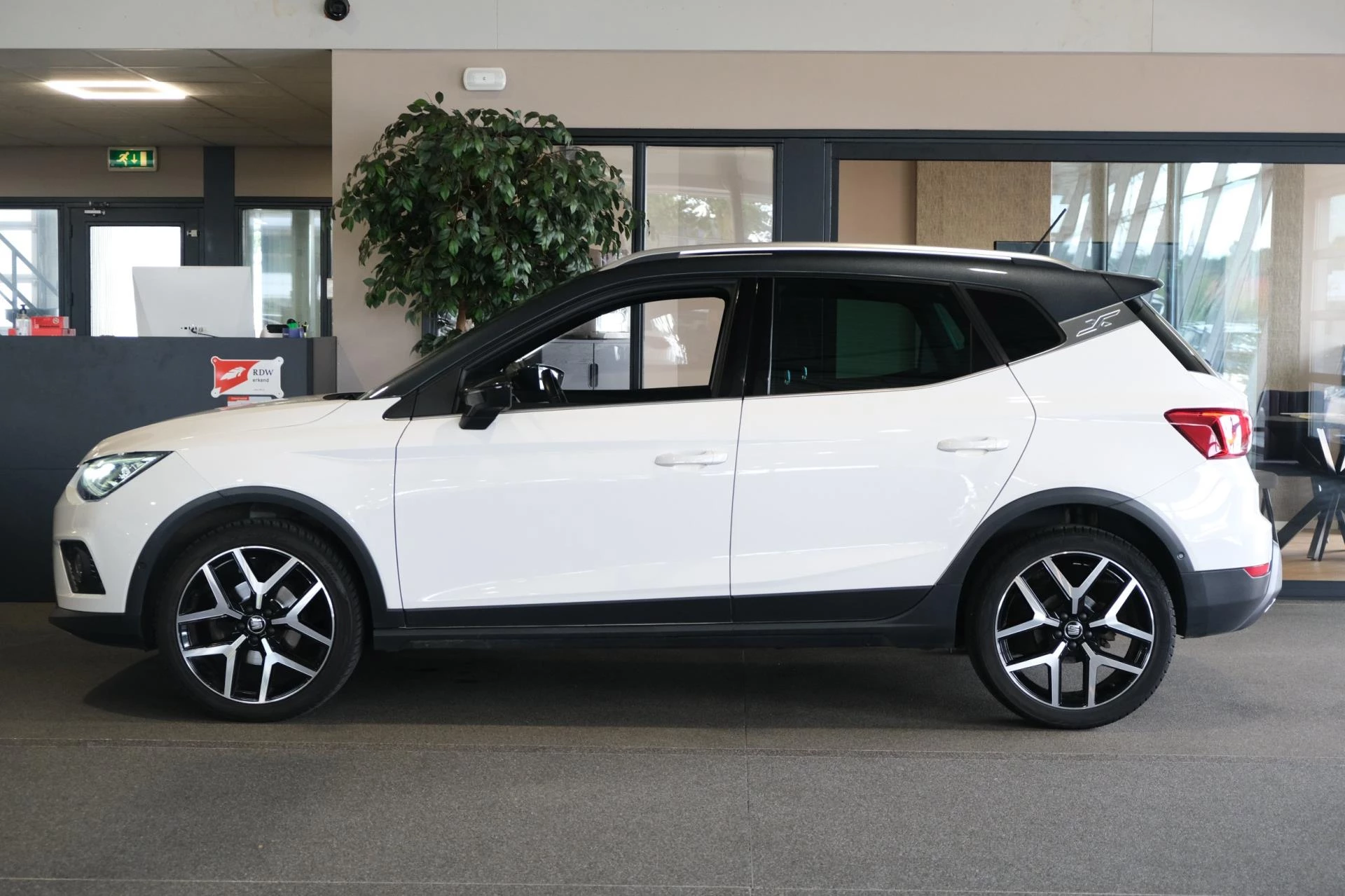 Hoofdafbeelding SEAT Arona