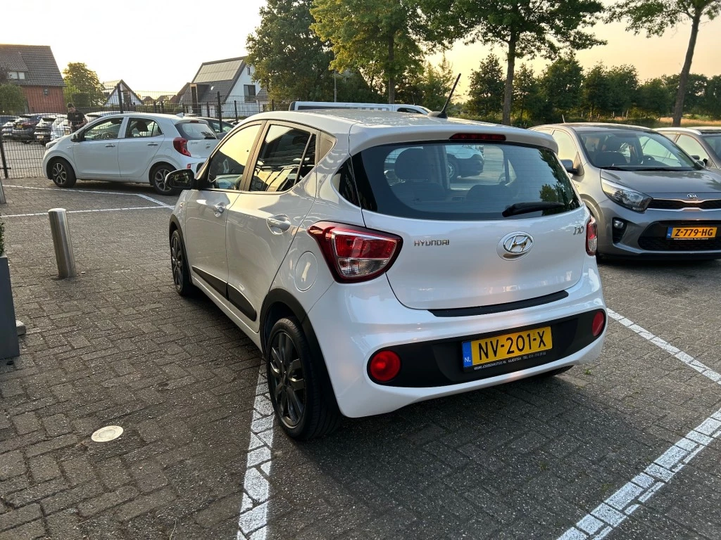 Hoofdafbeelding Hyundai i10