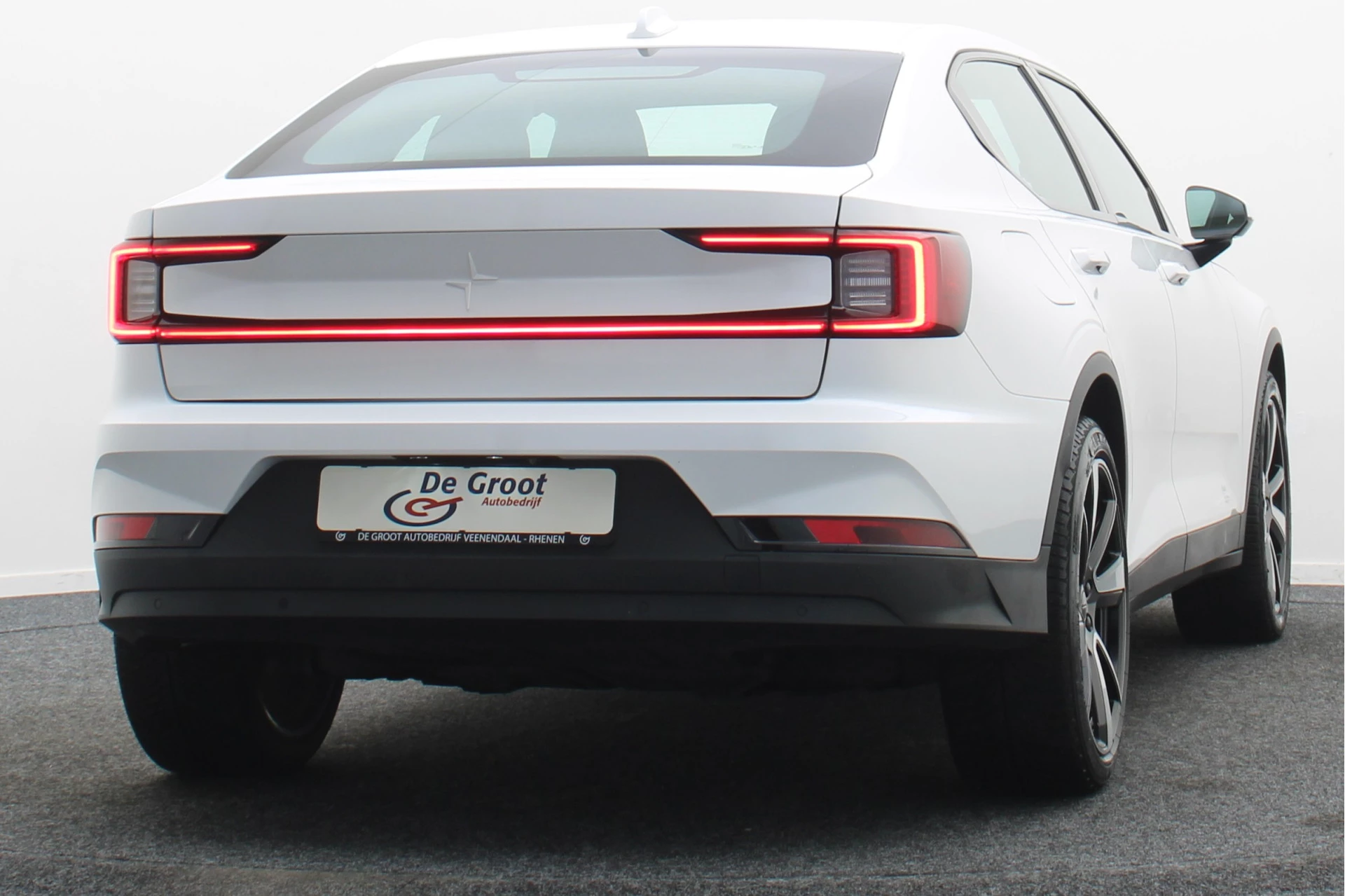 Hoofdafbeelding Polestar 2