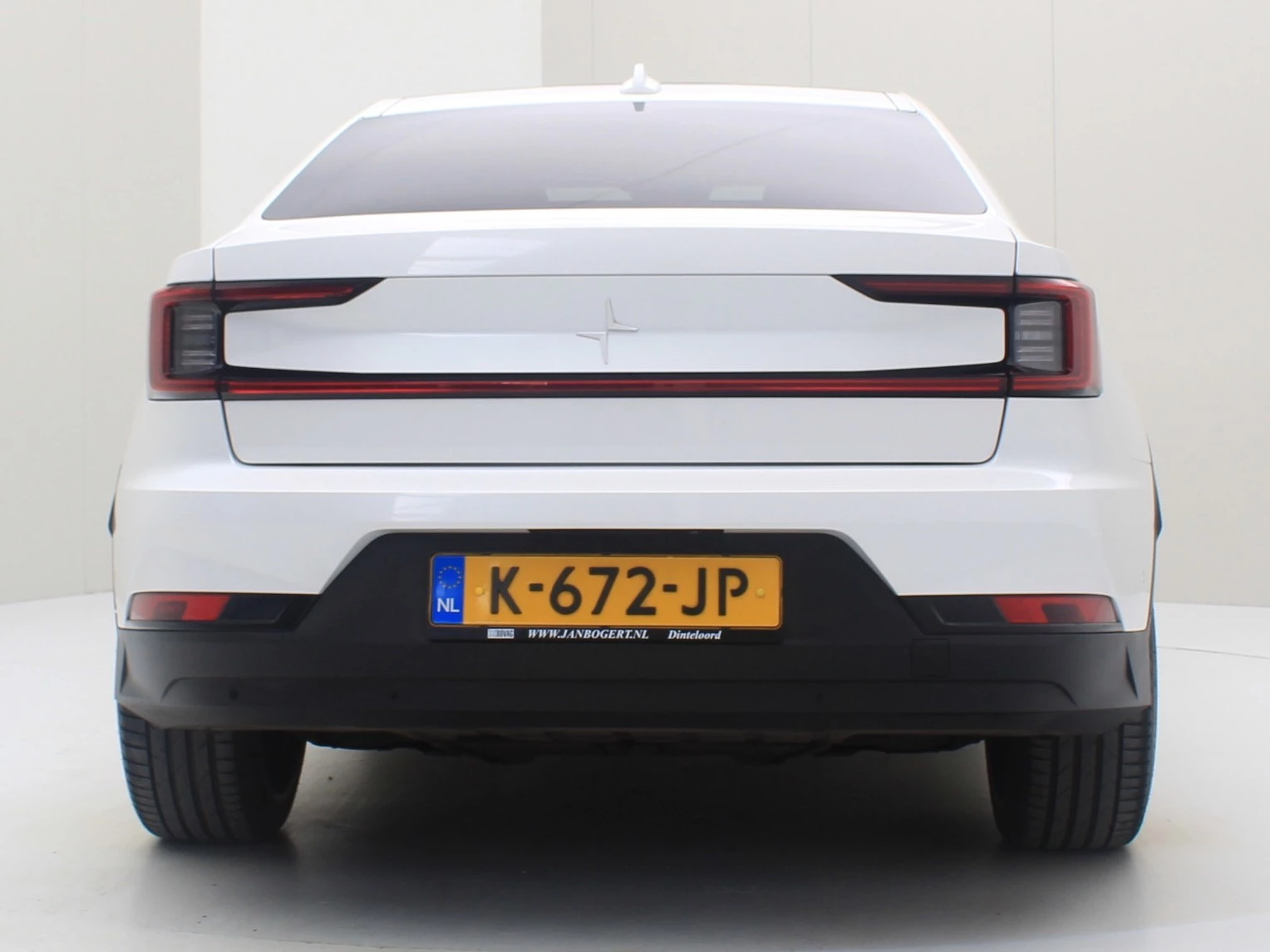 Hoofdafbeelding Polestar 2