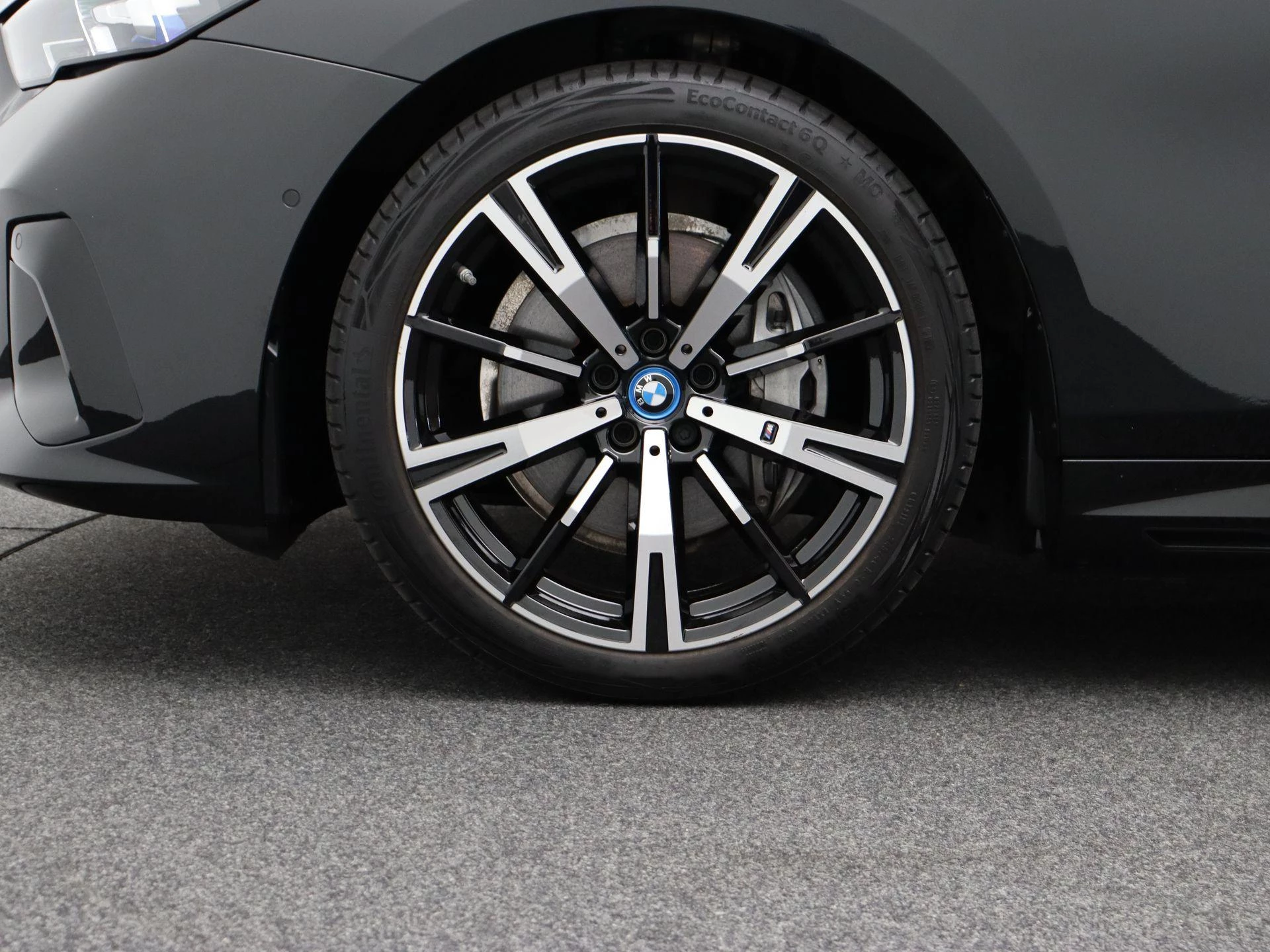 Hoofdafbeelding BMW i5