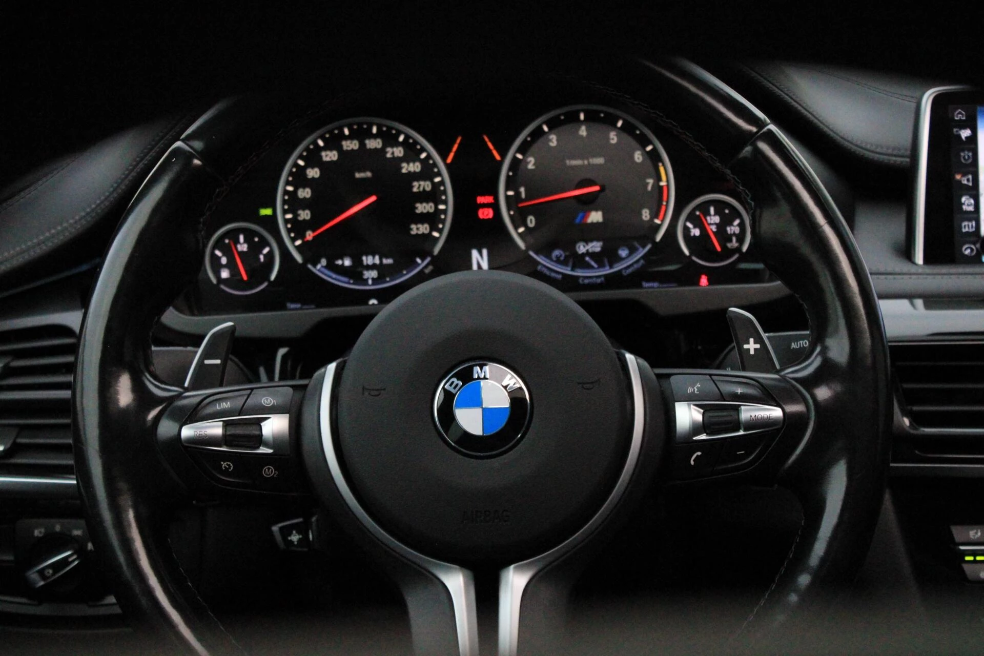 Hoofdafbeelding BMW X6