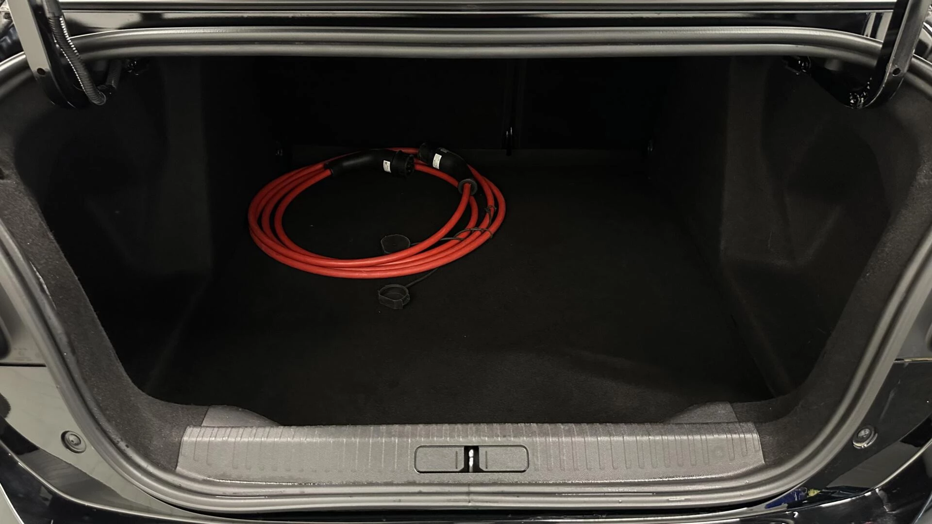 Hoofdafbeelding Citroën ë-C4 X